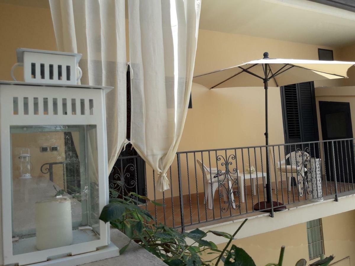 Residenza D'Epoca B&B Celeste Caserta Kültér fotó